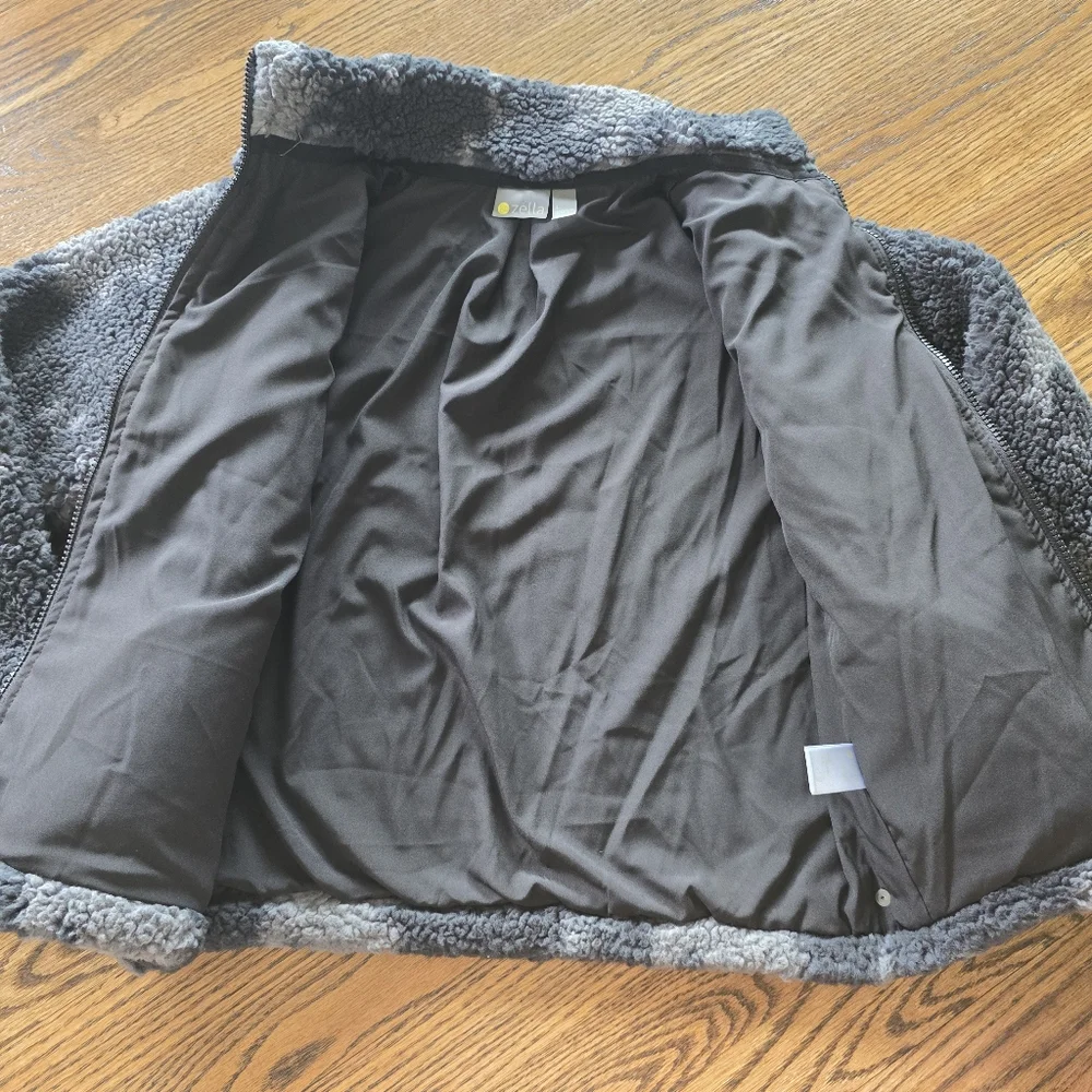 Zella Girls Camo Shacket Size Large (10/12)